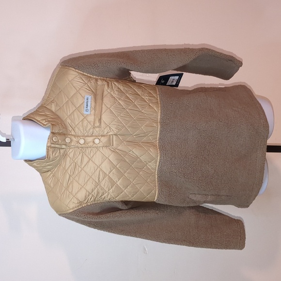 Magellan Outdoors Fleece Pullover - Picture 1 of 2